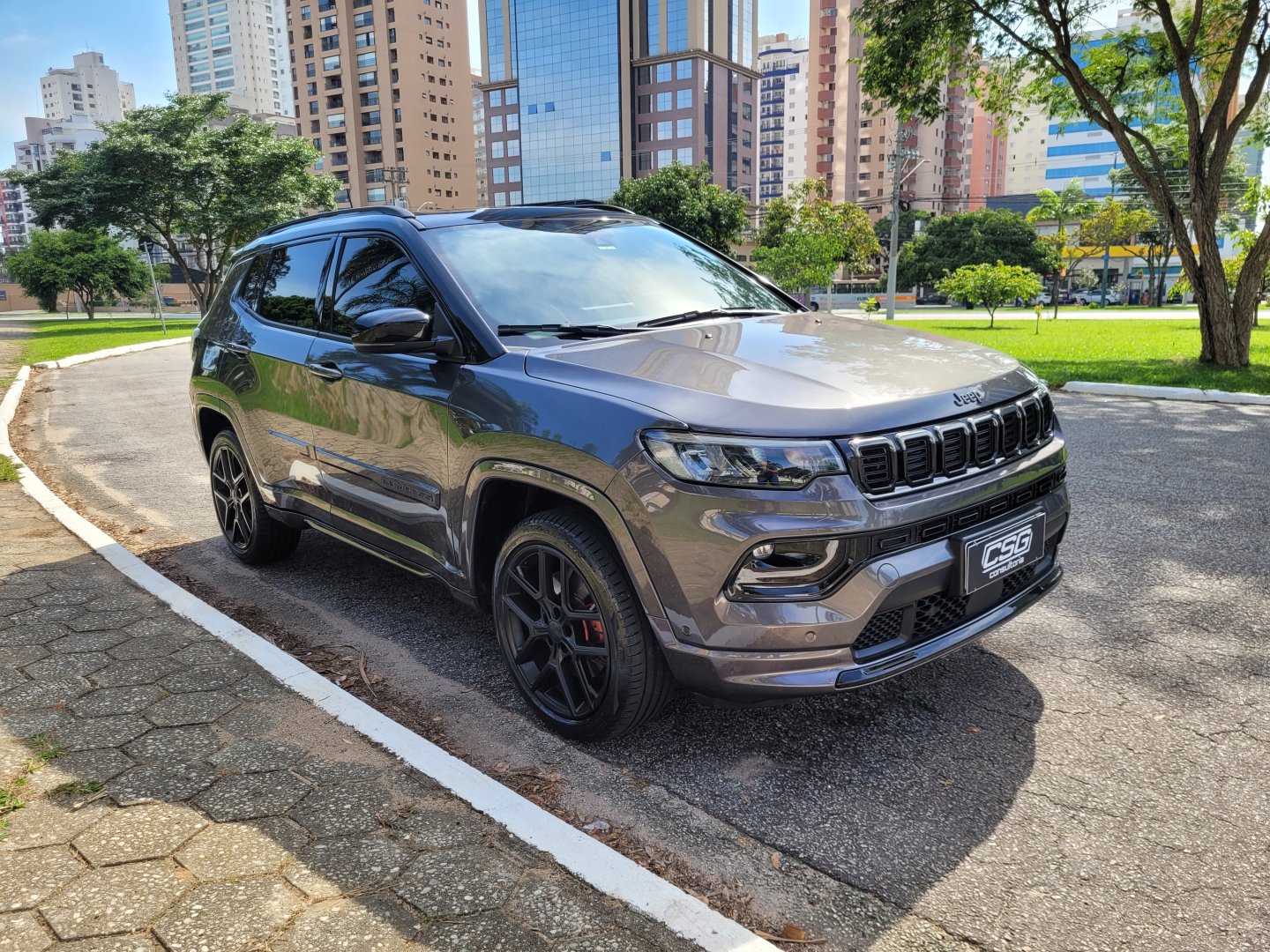 Jeep Compass 2.0 Hurricane Blackhawk Turbo Automático 2025