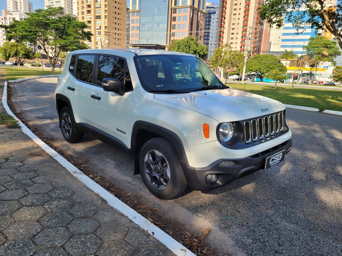 Jeep Renegade 1.8 Automático 2018