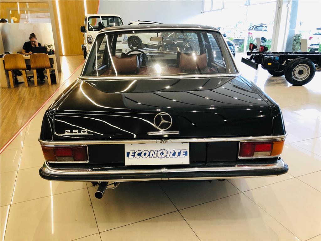 MERCEDES-BENZ 250 1969