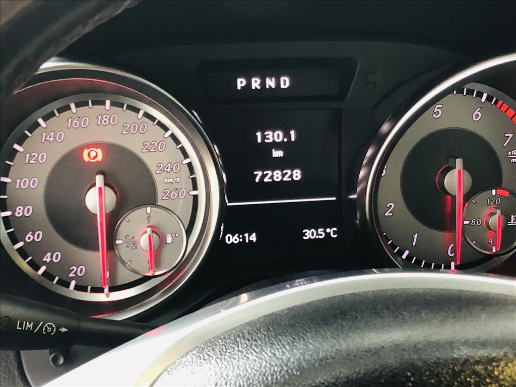 MERCEDES-BENZ SLK 200 2012