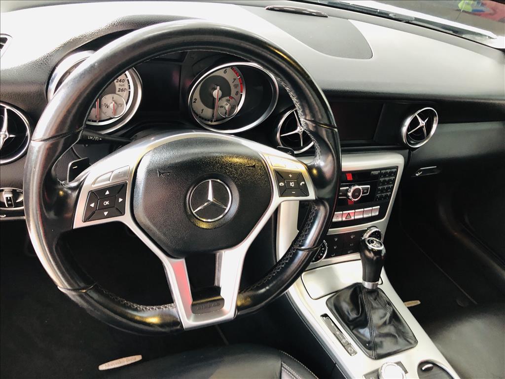 MERCEDES-BENZ SLK 200 2012