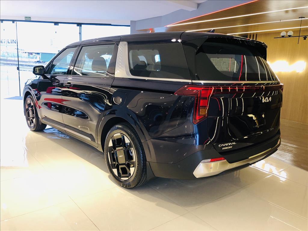 KIA CARNIVAL 2025