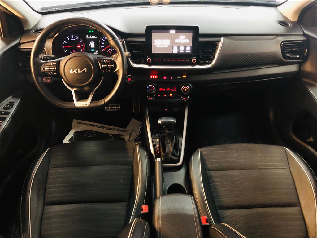 KIA STONIC 2022