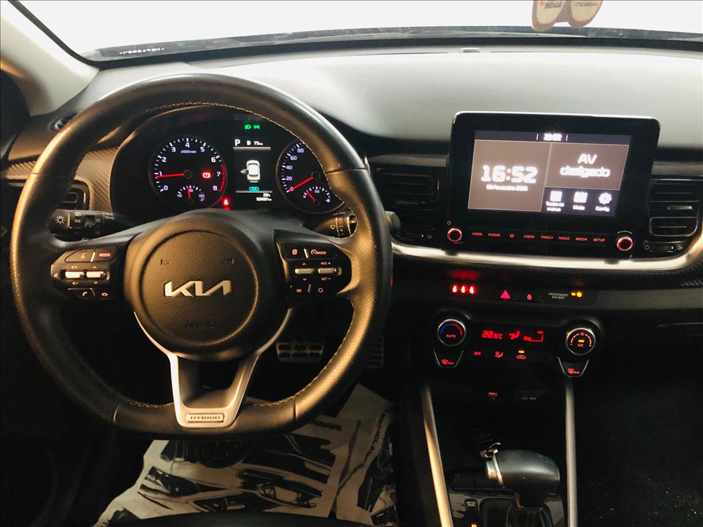KIA STONIC 2022